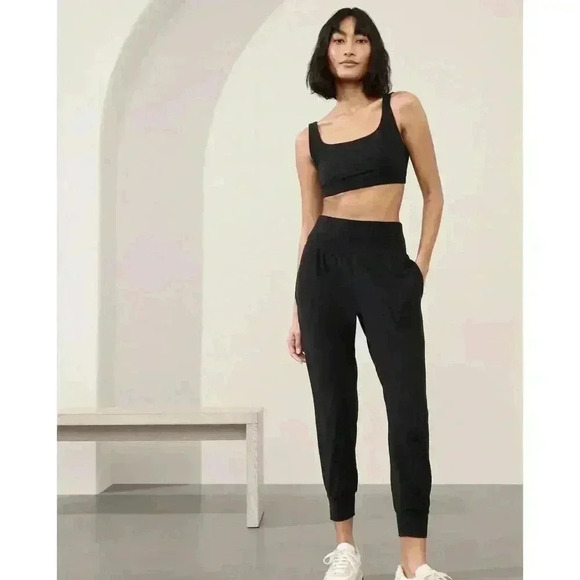Athleta Women’s Salutation Jogger - Picture 1 of 7